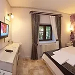 Special Class Adults Only 4*