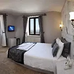 Special Class Adults Only Hotel