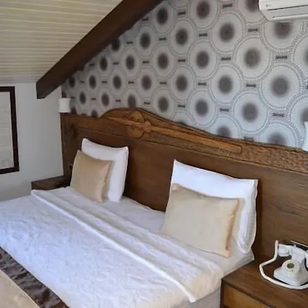 Otel Special Class Adults Only