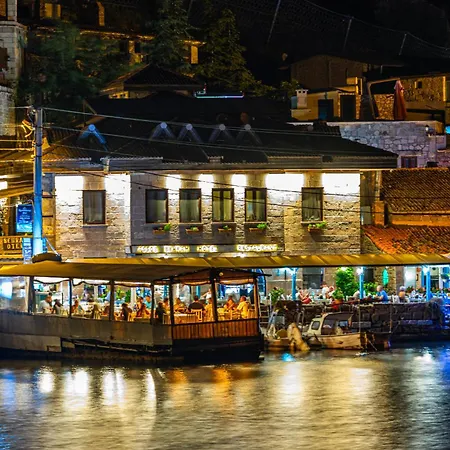 Special Class Adults Only Hotel